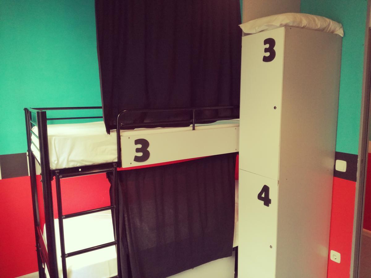 Open Hostel Madrid Ngoại thất bức ảnh